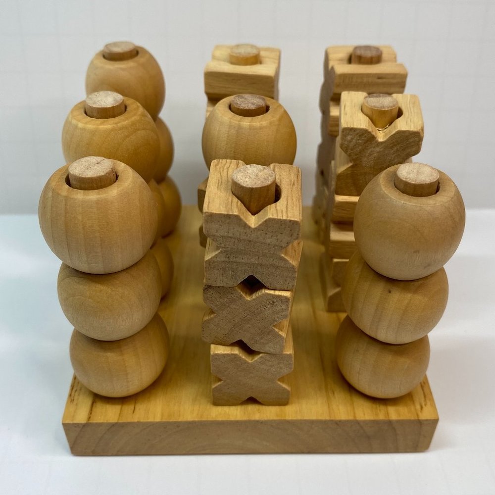 NWOT Wooden 3D Tic Tac Toe Game